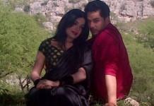 Meera lip locking with Ahsan Khan! (Galaxy Lollywood Exclusive kissing Picture Inside)