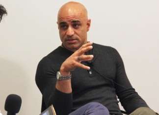 After fighting Iron Man, Faran Tahir arrives in Karachi