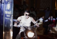 All hail the new “Sikander” in town : Mommar Rana launches his directorial debut.