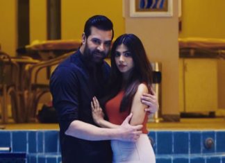 Of Lollywood comebacks, substantial roles, and fashion evolutions: A talk with team Azaadi
