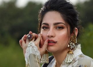 Neelam Muneer Reveals All About Struggling In Showbiz Since 9th Grade neelam muneer