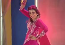 Meera All Set To Make Her Stage Show Debut With ‘Selfie Queen’