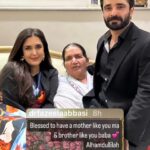 17906611458019830_galaxylollywood